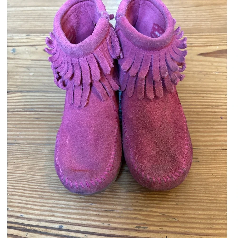 Minnetonka Moccasin Boot Kids Pink Double Fringe Suede Side Zip SIZE 11